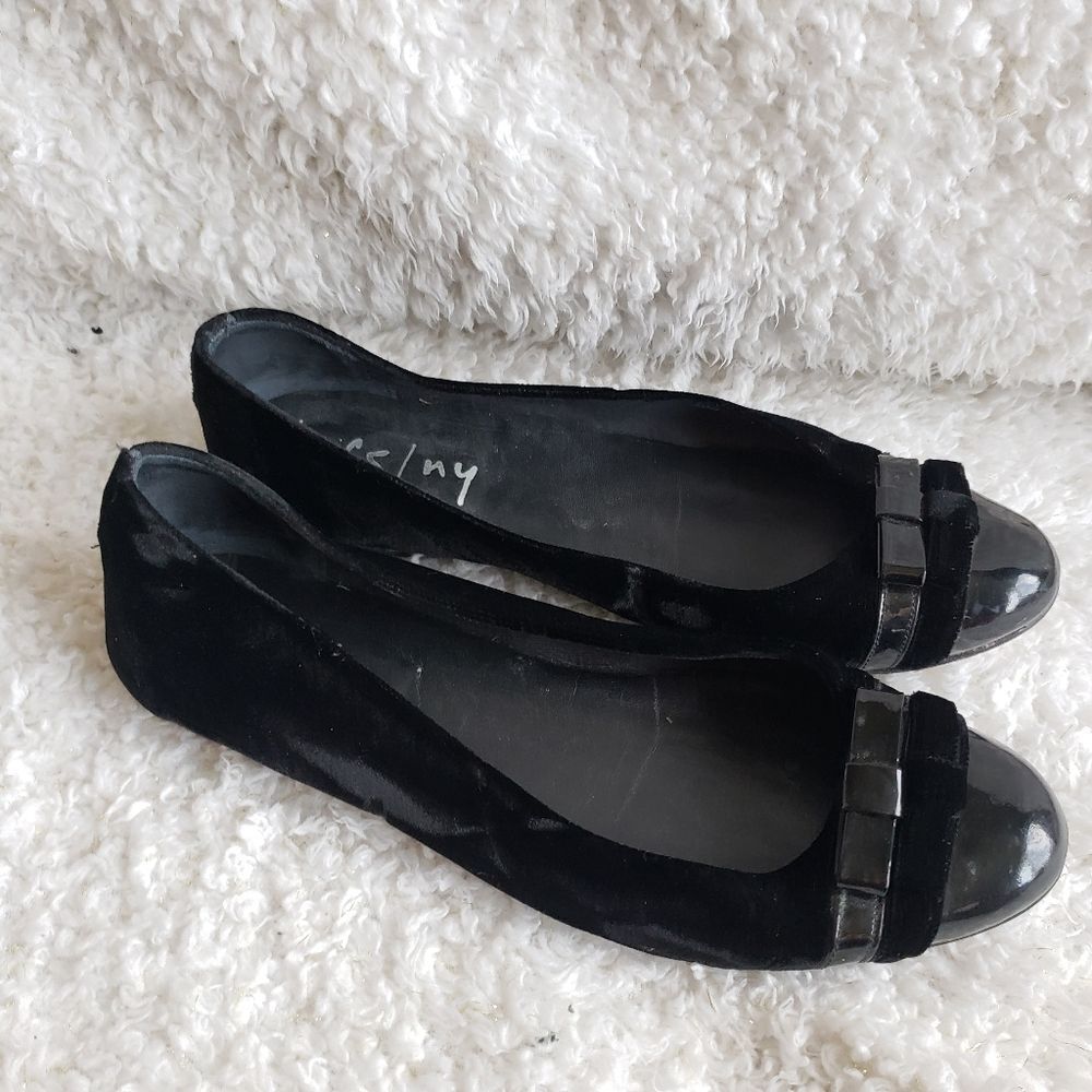 French Sole FS/NY Black Velvet Cap Toe Ballet Flats sz 9